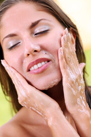 Face Wash for Oily Skin